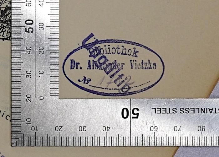 SH 103 : Die ältesten Kant-Biographien (1918);- (Vietzke, Alexander), Stempel: Name, Exemplarnummer; 'Bibliothek Dr. Alexander Vietzke
No. 1712 [handschriftlich]'. 