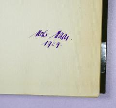 - (Haas, (?)), Von Hand: Autogramm, Name; '[...] Haas. 1929.'. 