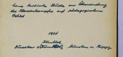 - (Hermeking, Walter), Von Hand: Notiz, Datum; 'Eine kritische Studie zur Überwindung des Klassenkampfes auf pädagogischem Gebiet.
1934
Humblot
Duncker & (Humblot), München u. Leipzig'. 