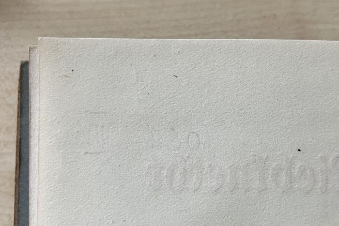 - (Zentralbibliothek der Gewerkschaften. FDGB), Radiert / Rasiert: Signatur; 'VIII 530'. 