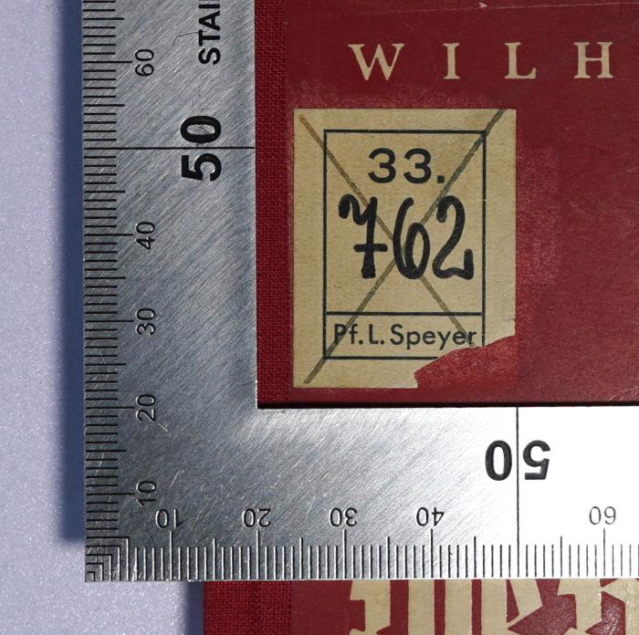 Pa 316 : Die Kirche Christi und der Staat Hitlers (1933);- (Pfälzische Landesbibliothek Speyer), Etikett: Signatur, Nummer, Ortsangabe; '33. 762 Pf.L. Speyer'. 