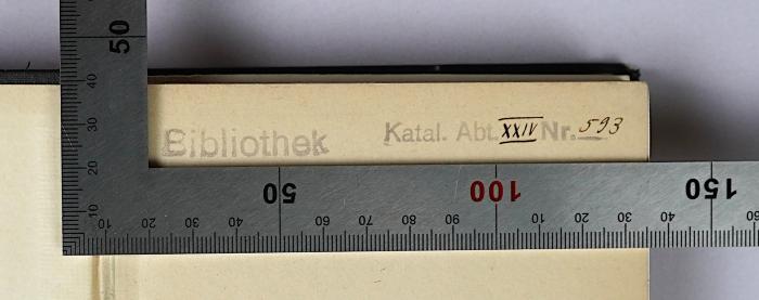 M 927 : Revolution der Deutschen (1933);-, Stempel: Berufsangabe/Titel/Branche, Nummer, Signatur; 'Bibliothek Katal. Abt. XXIV Nr. 593'