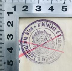 - (AK Bibliothek Wien für Sozialwissenschaften), Stempel: Name, Wappen; 'Bibliothek der Kammer für Arbeiter und Angestellte in Wien'.  (Prototyp)