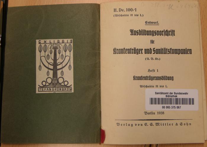 Ak 6464 x1  : Krankenträgerausbildung : H.Dv. 100/1 ; Abschnitte H bis L  (1938)