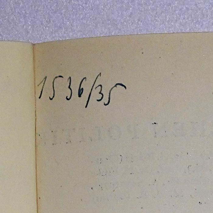 D 08 Schrei : Das deutsche Volkstum und die Kirche : ein Beitrag zum Ethos der Minderheiten (1933);-, Von Hand: Notiz, Signatur; '1536/35'