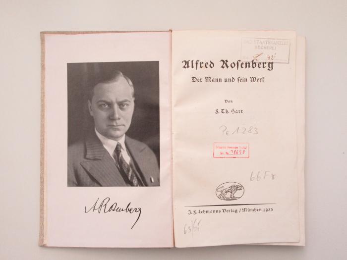 Pe 1283 (ausgesondert) : Alfred Rosenberg : der Mann und sein Werk (1933)