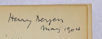 Pa 2 : Holbach´s Sociales System (1898);- (Bergen/ Berger, Henry), Von Hand: Autogramm, Name, Datum; 'Henry Bergen [/Berger] [May/Mai] 1904'. 