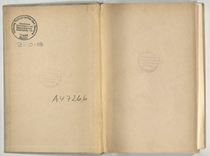 - (Lehnrat Kuetemeyer‑Schencke‑Steinickesche Stiftung), Stempel: Exlibris; 'Lehnrat Kuetemeyer‑Schencke‑Steinicke'sche Stiftung i.M.'. 