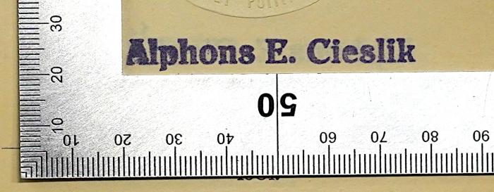 G 375 : Ostpreußen im polnischen Schrifttum (1931);- (Cieslik, Alphons E.), Stempel: Name; 'Alphons E. Cieslik'. 
