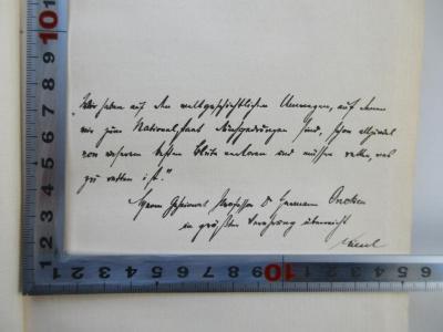 - (Oncken, Hermann), Von Hand: Widmung; '„Wir haben auf weltgeschichtlichen Umwegen, auf denen wir zum Nationalstaat durchgedrungen sind, schon allzuviel von unserem besten Blut verloren und müssen retten, was zu retten ist.“
Herrn Geheimrat Professor Dr. Hermann Oncken in größter Verehrung überreicht (Kienl)'. 