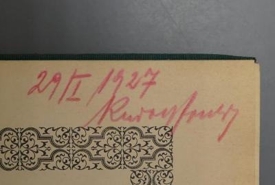 - (?., Rudolf), Von Hand: Datum, Exlibris, Name; '29 / I 1927 
Rudolf [...]'. 