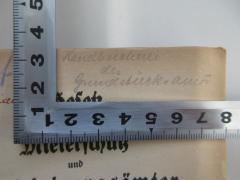 - (Bezirksamt Neukölln), Von Hand: Berufsangabe/Titel/Branche; 'Handbücherei des Grundstückamts'. 