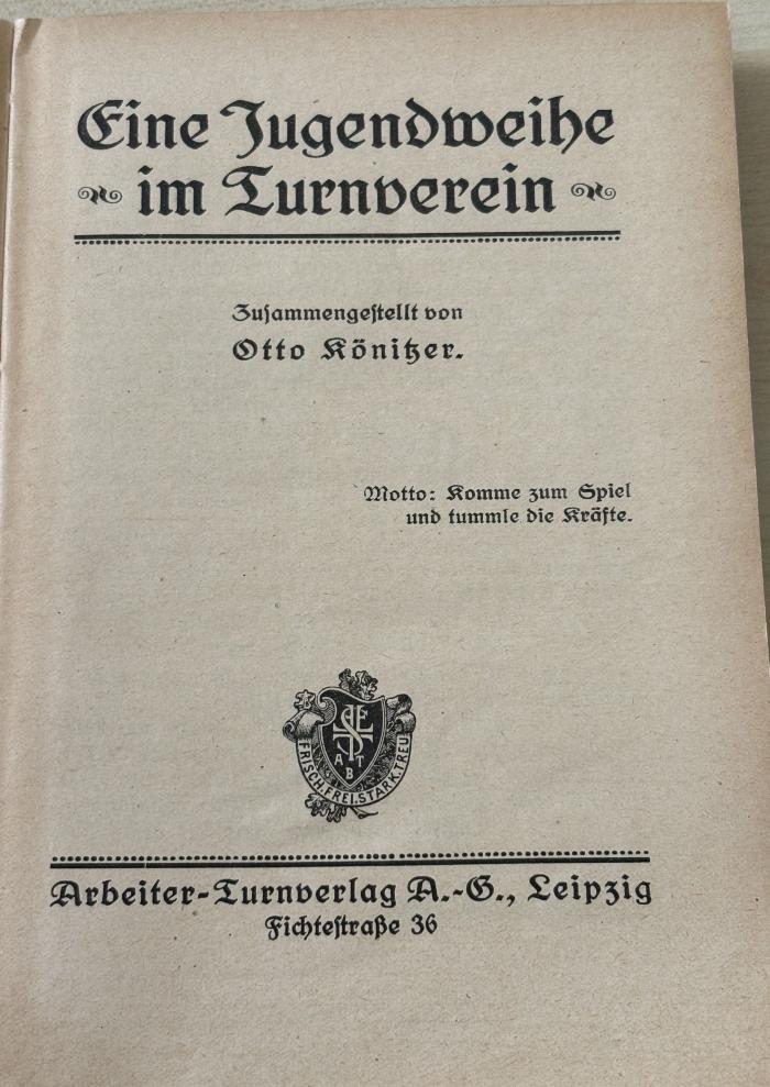 1936 A 15513 : Eine Jugendweihe im Turnverein (1921)