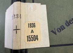 - (Arbeiter-Turn- und Sportschule), Stempel: Signatur; '1334
+ '. 