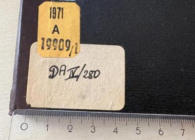 - (Franz-Mehring Institut. Karl-Marx-Universität Leipzig), Etikett: Signatur; 'DA IV/280'. 