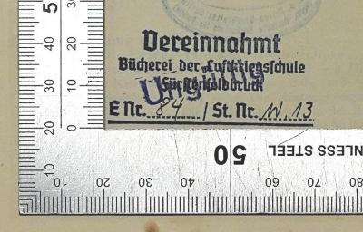 Bt 102 : Rote Armee Rote Weltrevolution Roter Imperialismus (1935);-, Stempel: Name, Berufsangabe/Titel/Branche, Ortsangabe, Nummer; 'Vereinnahmt Bücherei der Luftkriegsschule Fürstenfeldbruck Enr. 84/St.Nr. W.13'