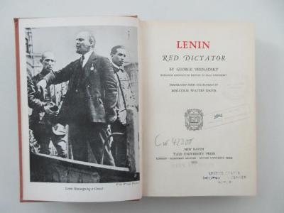 Pf 7022 (ausgesondert) : Lenin, red dictator (1931)