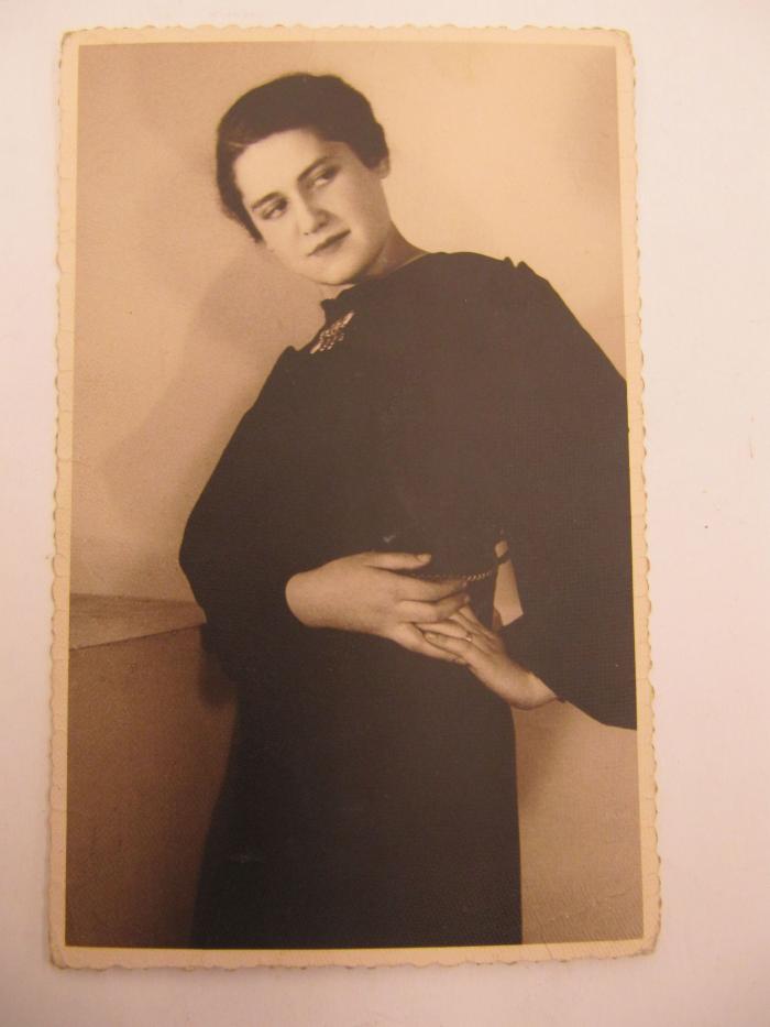 - (unbekannt;Bloch, Josef), Fotografie: Portrait, Abbildung. ; Machsor : Cyklus der Festgebete für das ganze Jahr (1846)