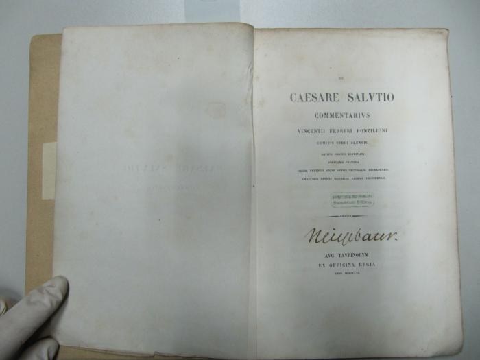 De caesare salutio : Commentarius (1856)