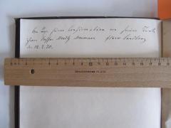 J / 1081 (Neumann, Moritz;Sandberg[?], Flora[?]), Von Hand: Name, Datum, Widmung; 'Am Tage seiner Confirmation von seiner Tante, ihrem Neffen Moritz Neumann Flora Sandberg am 12.2.70'. 