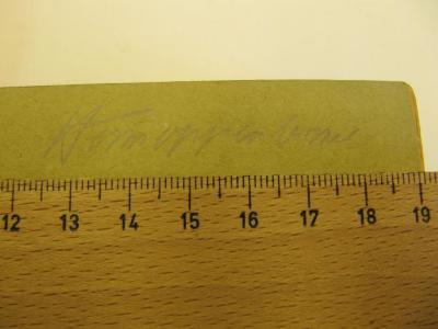 X 1063 1919: Von Sonnen und Sonnenständen (1919);J / 1440 (Oppenheim[?], Herm.), Von Hand: Autogramm, Name; 'Herm Oppenheim[..]'. 