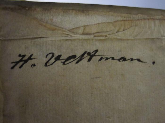 A 64 Lip1_2: Justi Lips I V.C. Opera omnia. [...] Tomus Secundus (1675);F50 / 1213 (Vestman[?], H.), Von Hand: Autogramm, Initiale; 'H. Vestman.[?]'. 