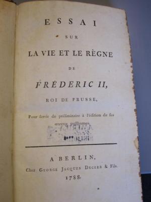 G 471 27: Essai sur la vie et le règne de Fréderic II,  [...] (1788)