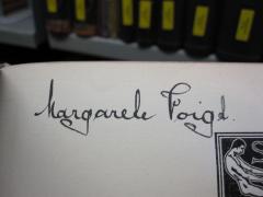 D51 / 61 (Voigt, Margarete), Von Hand: Autogramm, Name; 'Margarete Voigt'. 