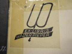 - (Pieper, Walter), Etikett: Exlibris; 'Ex Libris Walter Pieper'. 