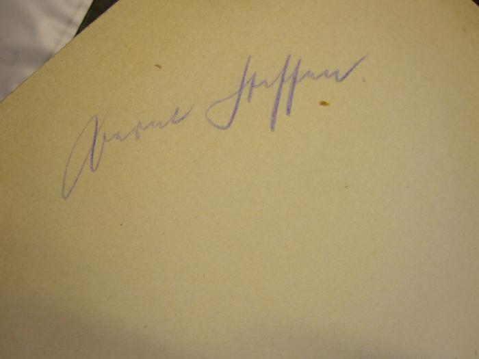 Mil 170 9: Kriegskunst heute und morgen (1939);63 / 2170 (Steffen, ...), Von Hand: Autogramm; '[...] Steffen'. 