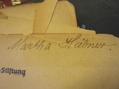 59 / 1025 (Hübner, Martha), Von Hand: Autogramm; 'Martha Hübner'. 