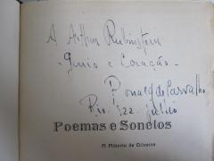 - (Rubinstein, Artur;de Carvalho, Ronald (1893-1935)), Von Hand: Name, Ortsangabe, Datum, Widmung; 'A Arthur Rubinstein - Genio e Coracào- Ronald de Carvalho Rio 22. jullio'. 