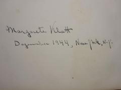 - (Klatt, Margarete), Von Hand: Autogramm; 'Margarete Klatt Dezember 1944, New York, N.Y.'. 
