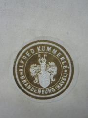 G45 / 1235 (Kummerlé, Alfred), Etikett: Name, Ortsangabe, Emblem; 'Alfred Kummerlé Brandenburg (Havel)'. 