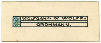 Exlibris-Nr.  142;- (Wolff-Grohmann, Wolfgang W.), Von Hand: Exlibris, Name, Wappen, Monogramm, Datum, Notiz; 'Wolfgang W. Wolff-Grohmann

Dies soll meine Visitenkarte vorstellen. Nur für den Privatgebrauch. Es sind [....] machen zu lassen. Die Schrift wird vom Drucker [...] gesetzt. gez. 1922 WG'.  (Prototyp)