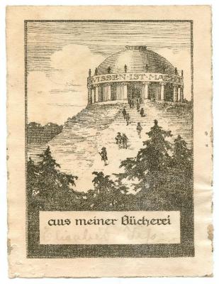 Exlibris-Nr.  253;-, Etikett: Exlibris, Motto, Abbildung; 'Wissen ist Macht 
aus meiner Bücherei' (Prototyp);- (Jehs[?], Elisabet), Von Hand: Autogramm, Name; 'Elisabet Jehs'. 