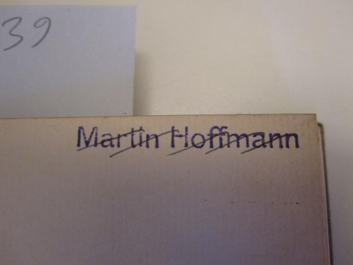 Terrorismus und Kommunismus : Ein Beitrag zur Naturgeschichte der Revolution (1925);- (Hoffmann, Martin), Stempel: Name; 'Martin Hoffmann'.  (Prototyp)