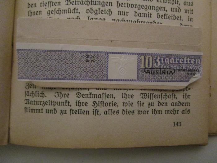  Die Rahel : Briefe und Tagebuchblätter (1921);- (unbekannt), Sonstiges Objekt: Lesezeichen, Ortsangabe; '10 Zigaretten[...] das Stück Rpf[...] Tabakwerke Wien [...] AUSTRIA'. 
