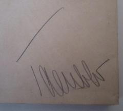 - (Taeuber[?], [?]), Von Hand: Autogramm, Name; 'Taeuber'. 