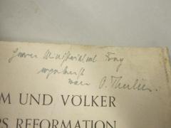 - (Frey, [?];Thulin, Oskar), Von Hand: Name, Widmung; 'Herrn [?] Ministerialrat Frey [?] [...] von O. Thulin.'. 