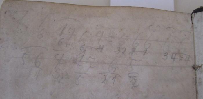  Gesangsschule, theoretisch und praktisch für den gemeinschaftlichen Gesangunterricht in Gymnasien, höheren Bürgerschulen und Seminaren : mit besonderer Rücksicht auf den Liederbedarf der höheren Lehranstalten; imgleichen als Handbuch für Gesanglehrer und für die Selbstübung (1854);- (Brumberg, Jos.), Von Hand: Annotation, Nummer; '7/5
1/6
[...]'. 