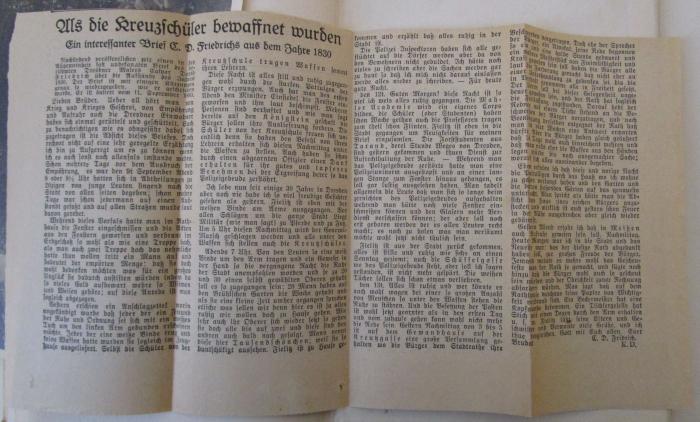  Die Kreuzschule zu Dresden vom 13. Jahrhundert bis 1926 : Zum Jubiläum am 9. u. 10. Okt. 1926 (1926);- (unbekannt), Papier: ; 'Als die Kreuzschüler bewaffnet wurden. Ein interessanter Brief C.D. Friedrichs aus dem Jahre 1830[....]K.D.'. 