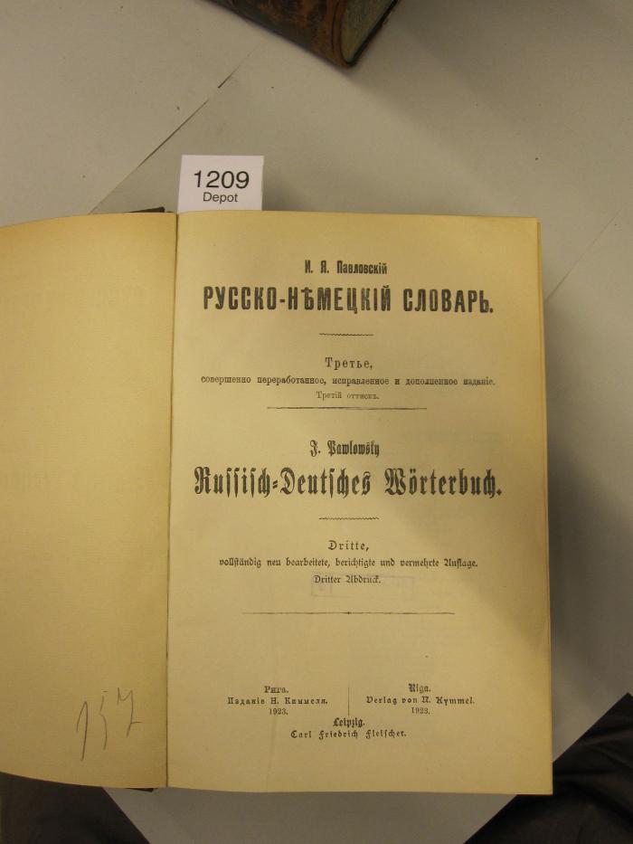 1.1 326 1: Russisch-Deutsches Wörterbuch (1923)