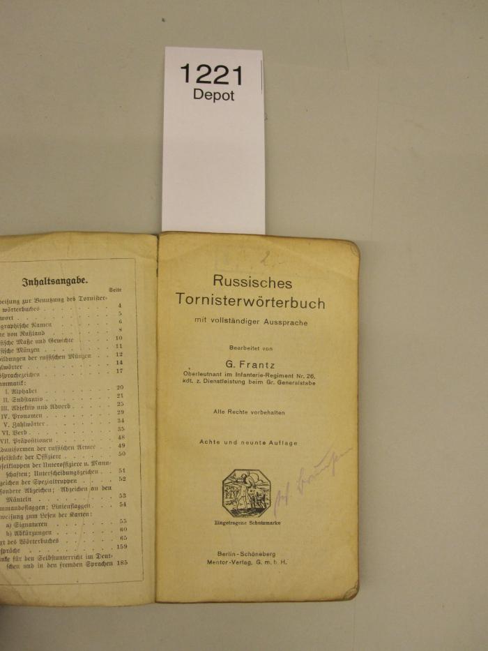 1.1 326 19: Russisches Tornisterwörterbuch mit vollständiger Aussprache.