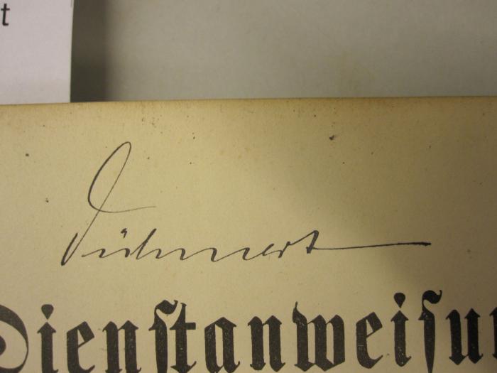  Dienstanweisung für die Kreisärzte. (1909);- (Dühnnert[?], [?]), Von Hand: Autogramm; 'Dühnnert [?]'. 
