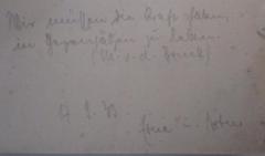 - ([?], Artur;[?], Erna;unbekannt), Von Hand: Widmung, Datum, Name; 'Wir müssen die Kraft haben, in Gegensätzen zu leben. (M. v. d. Bruck) 17. 9. 33. Erna u. Artur'. 