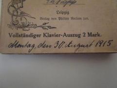 - (Trapp, Charl.), Von Hand: Datum; 'Montag, den 30. August 1915'. 