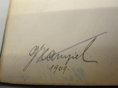 - (Hampel, G.), Von Hand: Autogramm, Name, Datum; 'G. Hampel 1909.'. 