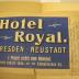 Führer durch Dresden. Mit vollständigem Plan und Straßenverzeichnis von Dresden mit den Vororten.