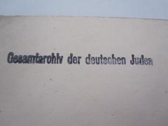 - (Gesamtarchiv der Deutschen Juden (Berlin)), Stempel: Name, Berufsangabe/Titel/Branche; 'Gesamtarchiv der deutschen Juden'.  (Prototyp)